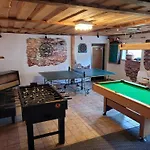 Moderne Mit Hot Tub Und Fasssauna By Interhome