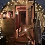 Апартаменты Moderne Mit Hot Tub Und Fasssauna By Interhome *